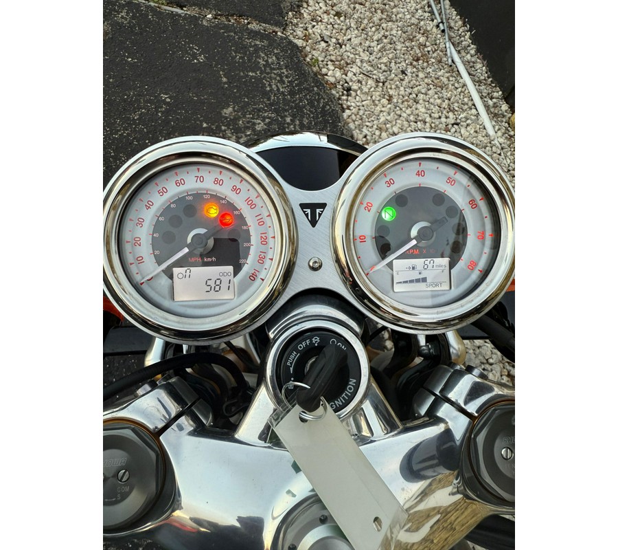 2023 Triumph Thruxton RS Chrome Edition