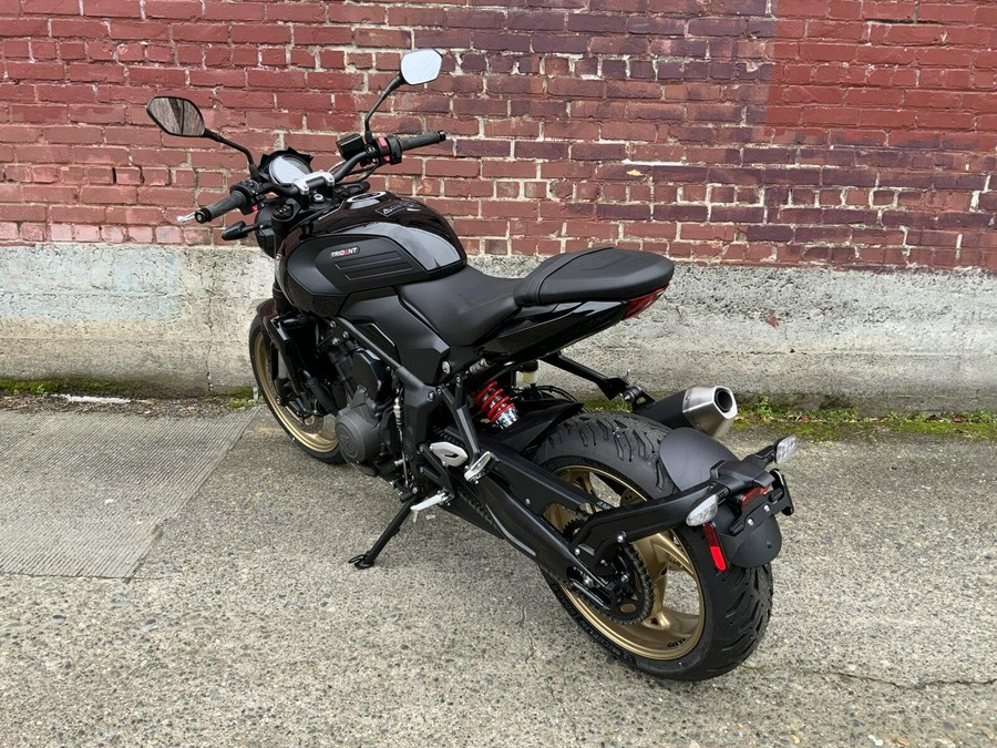2026 Triumph TRIDENT 800