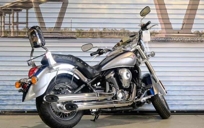 2025 Kawasaki Vulcan 900 Classic LT
