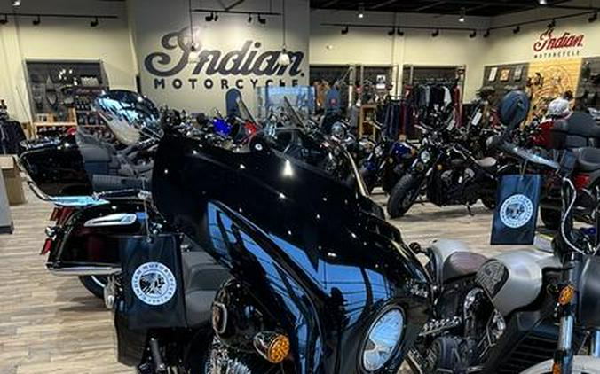 2023 Indian Motorcycle® Chieftain® Limited Black Metallic