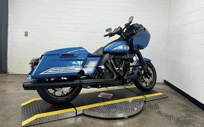 2023 Harley-Davidson Road Glide ST Fast Johnnie