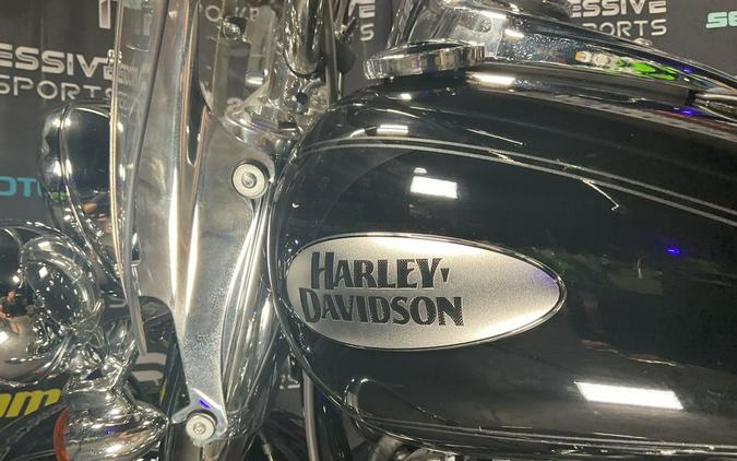 2021 Harley-Davidson® FLHC - Heritage Classic