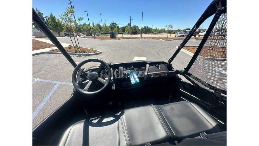 2025 Honda Pioneer 1000-6 Crew Deluxe