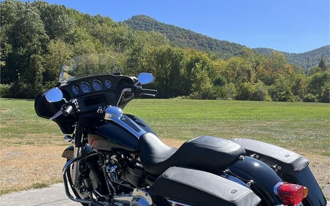 2022 Harley-Davidson Electra Glide Standard