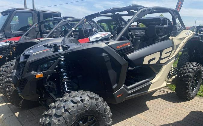 2023 Can-Am® Maverick X3 RS Turbo RR Desert Tan & Carbon Black