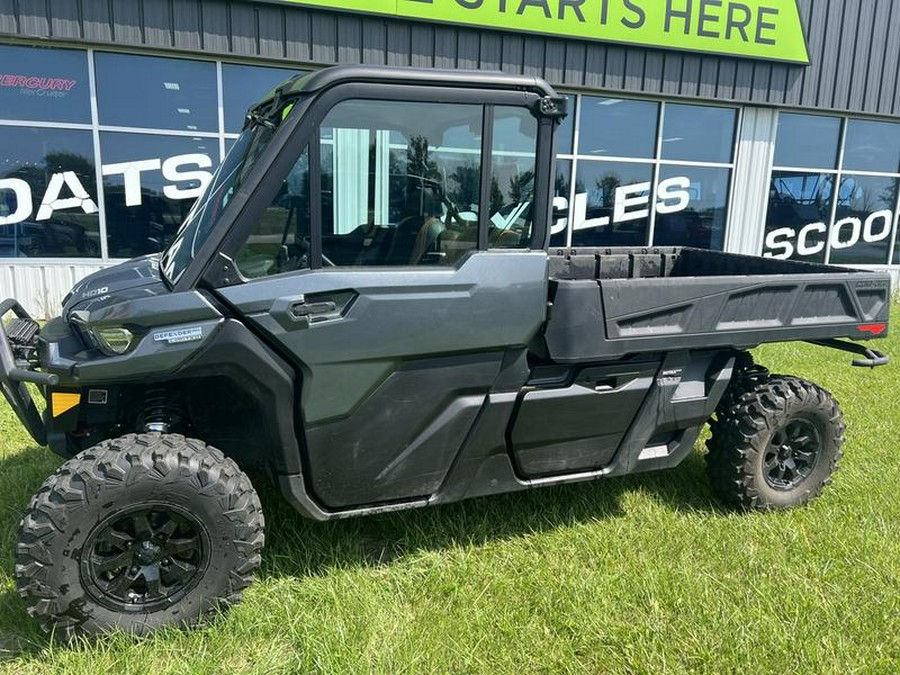 2023 Can-Am® Defender PRO Limited HD10