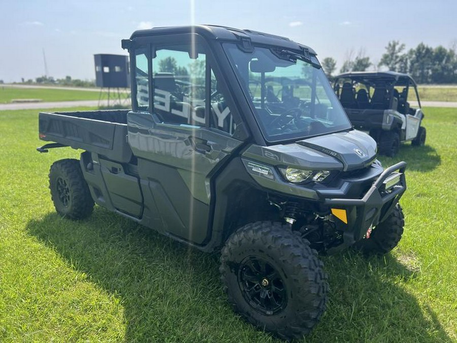 2023 Can-Am® Defender PRO Limited HD10