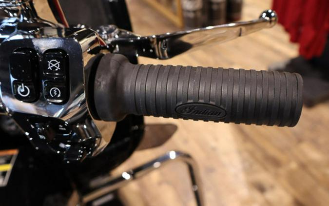 2025 Indian Motorcycle® Challenger® Limited 112 w/PowerBand Audio Black Metallic