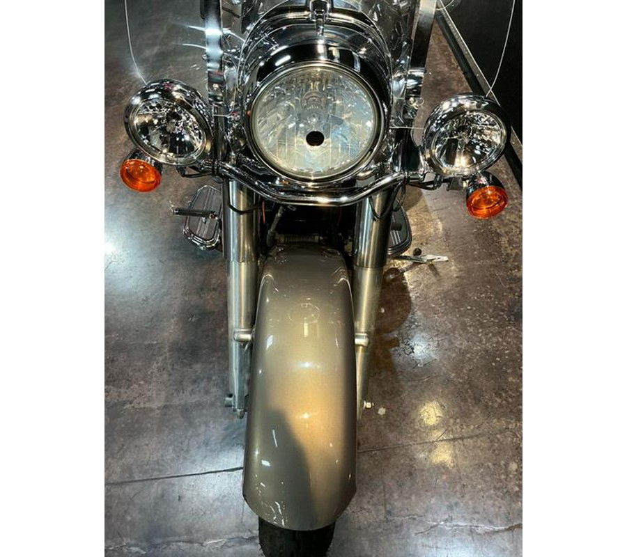 2004 Harley-Davidson FLHRS/FLHRSI Road King® Custom