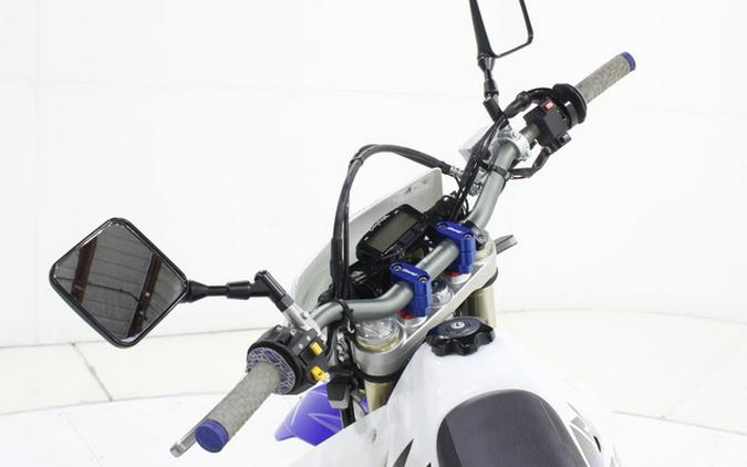 2022 Suzuki DR-Z 400SM
