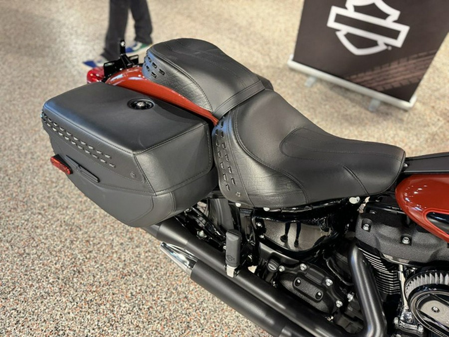 2024 Harley-Davidson FLHCS - Heritage Classic