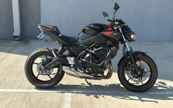 2023 Kawasaki Z650 Base