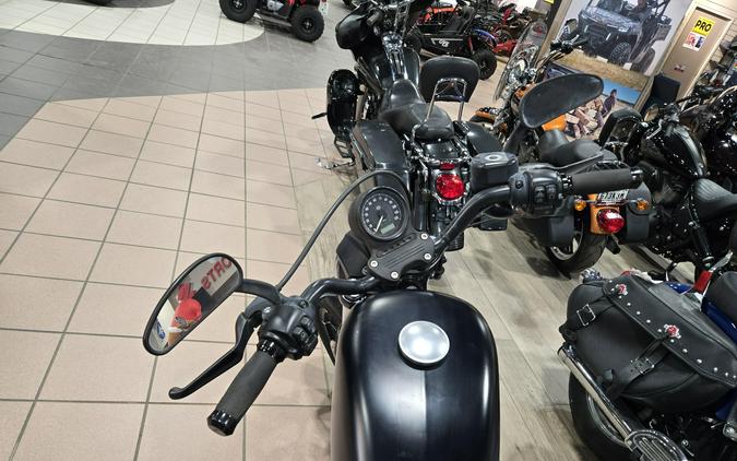 2021 HARLEY SPORTSTER IRON 883