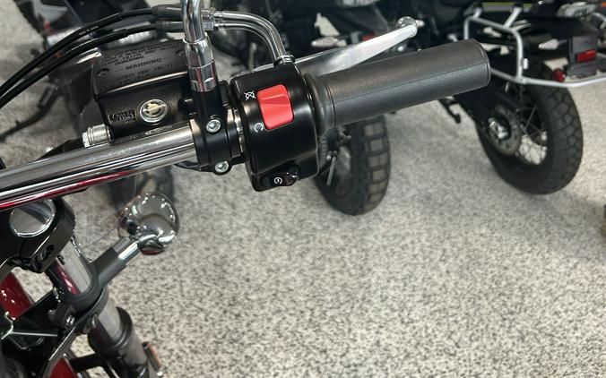 2025 Kawasaki Vulcan® 900 Custom