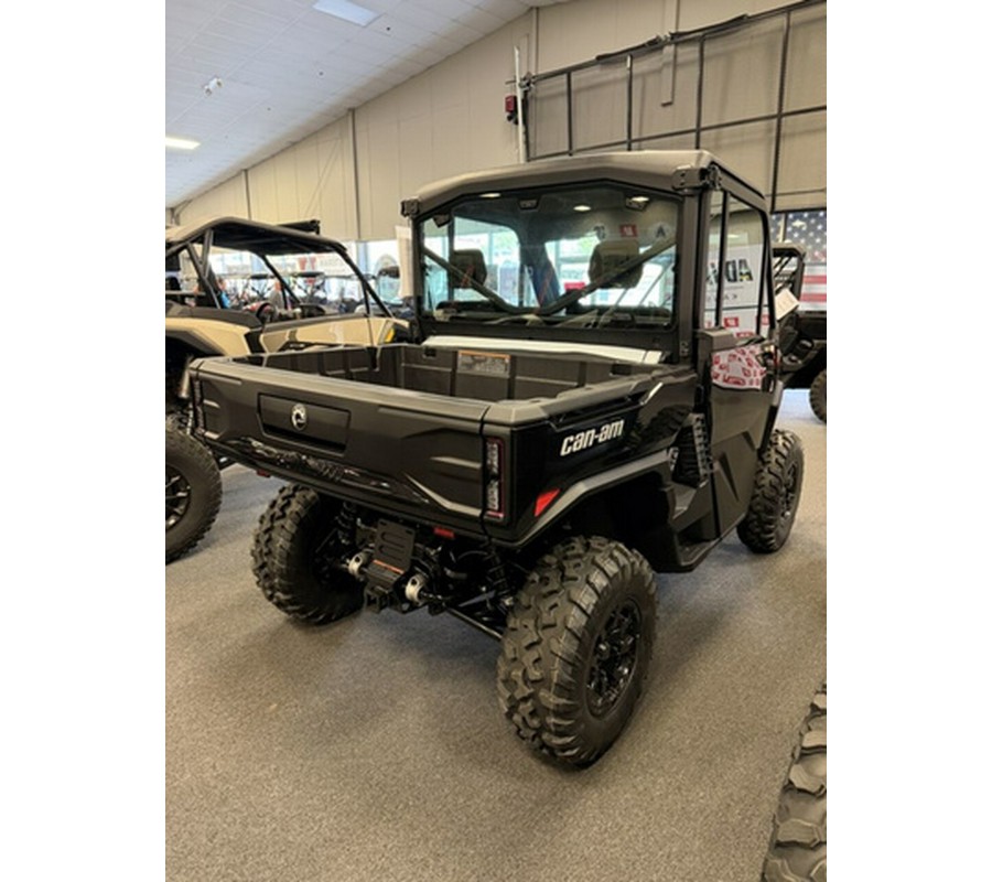 2026 Can-Am Defender XT CAB HD11