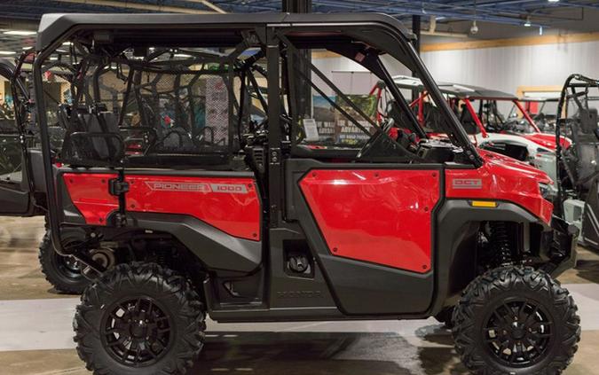 2026 Honda Pioneer 1000-5 Deluxe