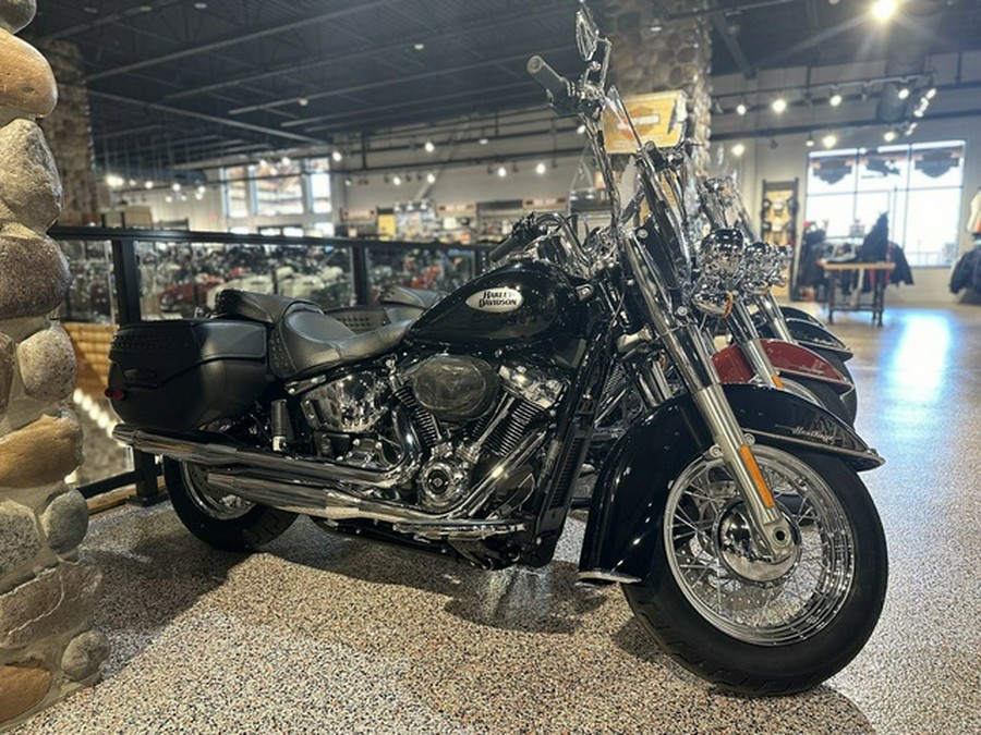 2024 Harley-Davidson FLHCS - Heritage Classic