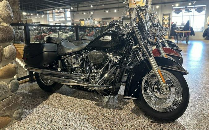 2024 Harley-Davidson FLHCS - Heritage Classic