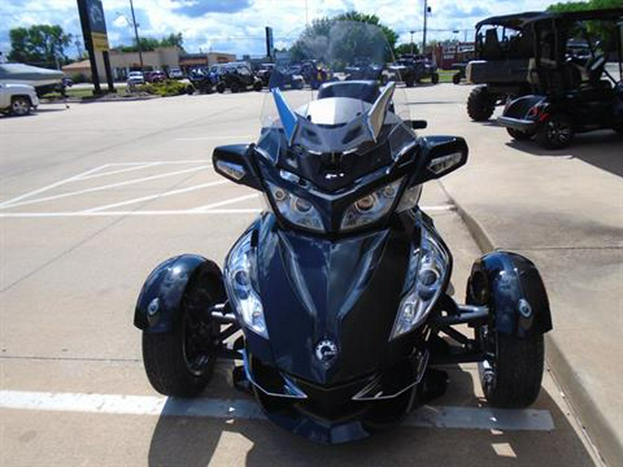 2011 Can-Am Spyder® RT-S SE5