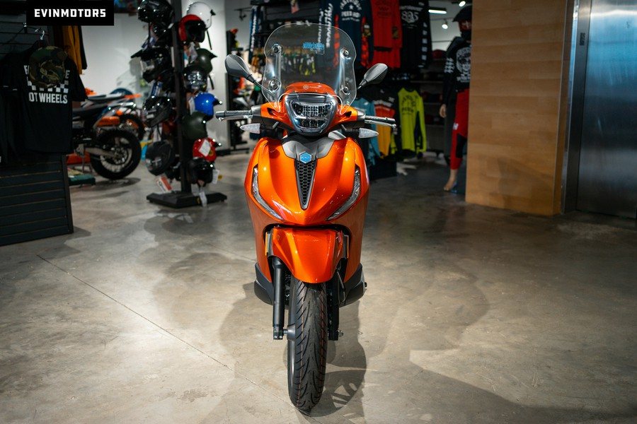 2023 Piaggio BV 400 HPE S