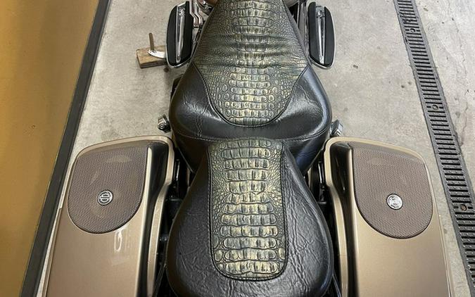 2013 Harley-Davidson FLTRXSE2 - CVO Road Glide Custom