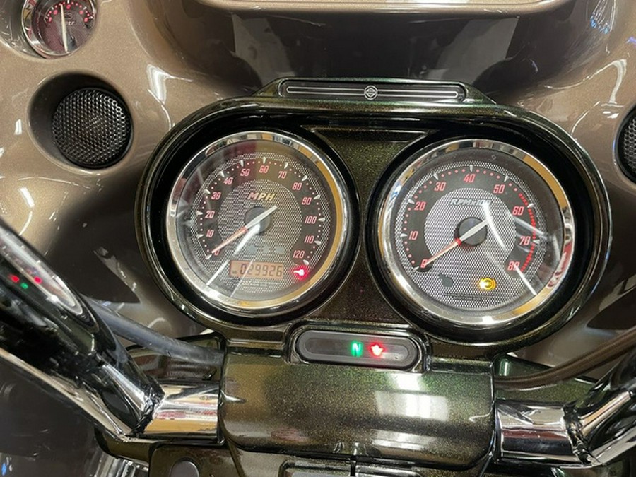 2013 Harley-Davidson FLTRXSE2 - CVO Road Glide Custom