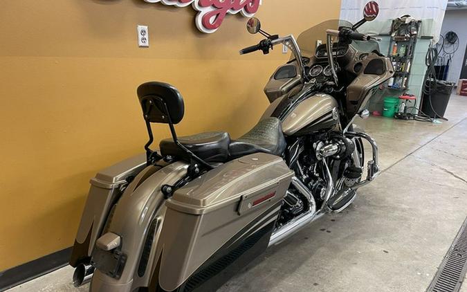 2013 Harley-Davidson FLTRXSE2 - CVO Road Glide Custom