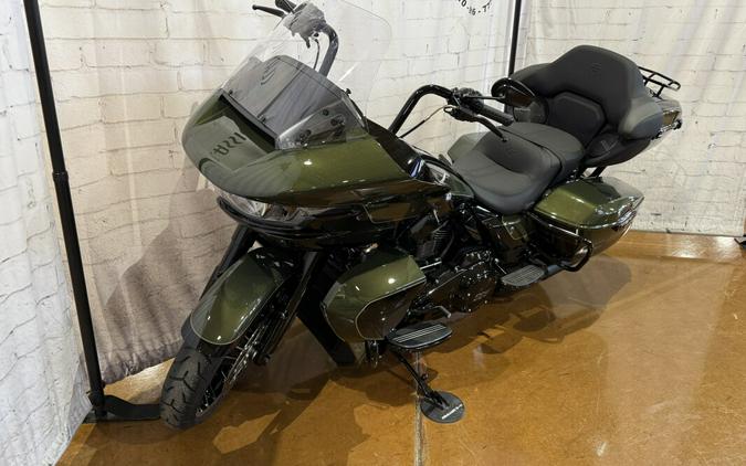 2026 Harley-Davidson® Road Glide Limited FLTRXL 0034612150 Olive Steel Metallic / Vivid Black