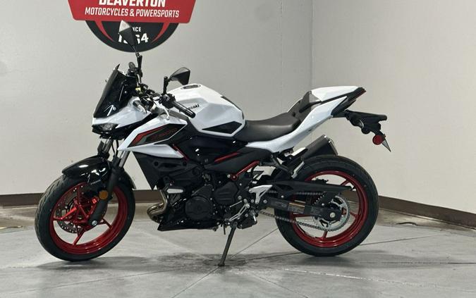 2026 Kawasaki Ninja® 500 Base