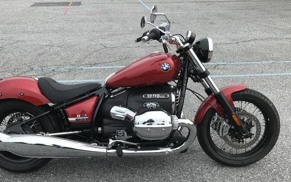 2023 BMW 23R8