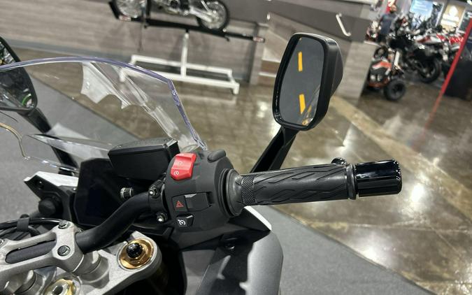 2026 Suzuki GSX-S1000GT+