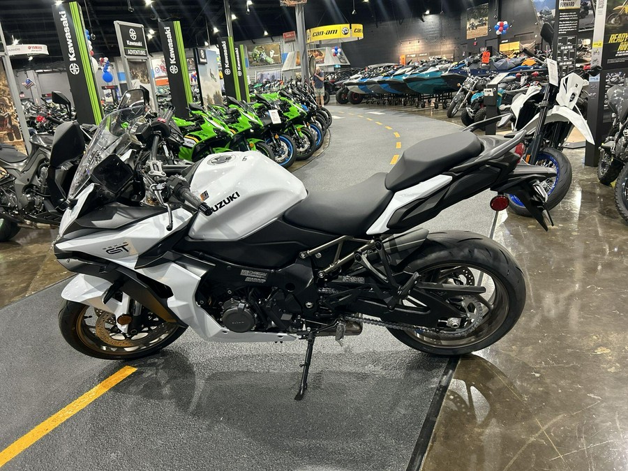 2026 Suzuki GSX-S1000GT+