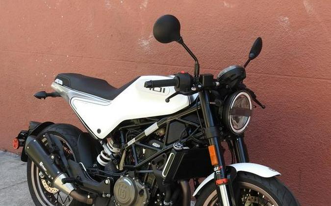 2023 Husqvarna® Vitpilen 401