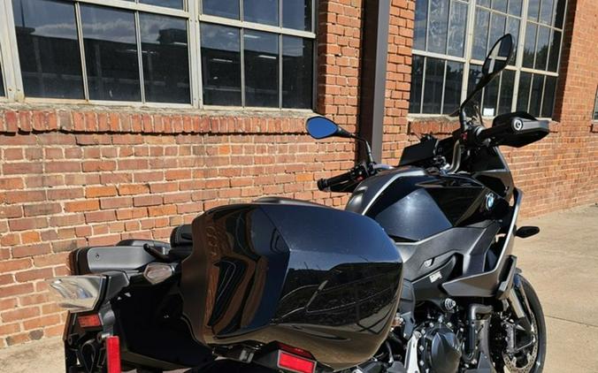 2023 BMW F 900 XR