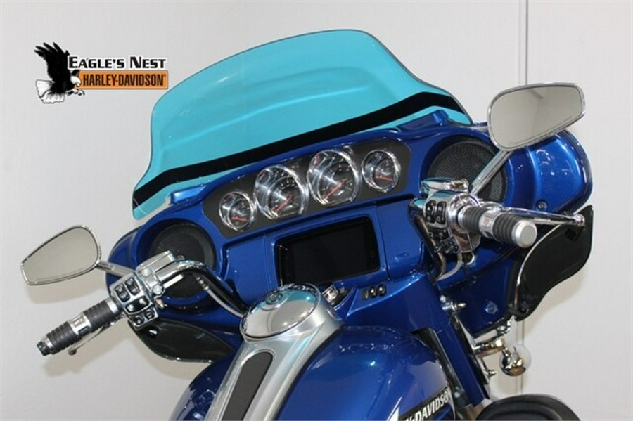 Harley-Davidson CVO™ Limited 2020 FLHTKSE 952309T MOONBLU/SEABLU W/PINSTRIPE