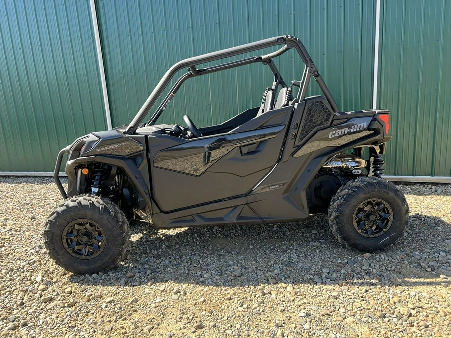 2025 Can-Am® Maverick Trail DPS 1000