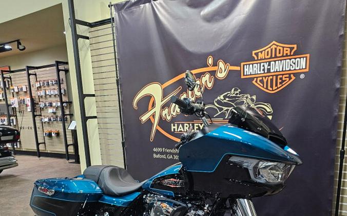 2026 Harley-Davidson® Road Glide® Teal Thunder / Vivid Black - Black