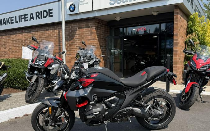 2026 BMW R 1300 R