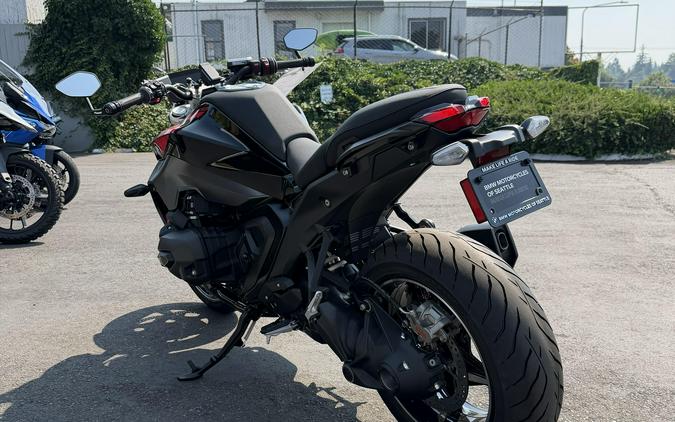 2026 BMW R 1300 R
