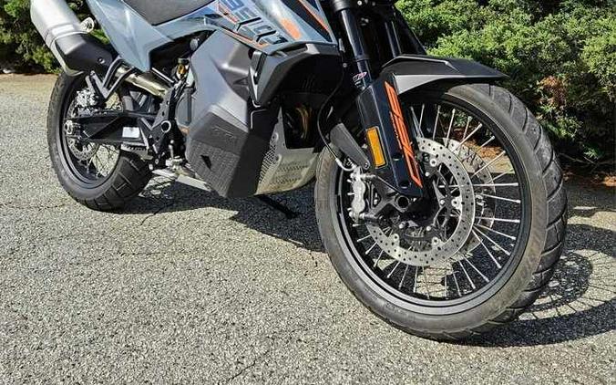 2022 KTM 890 Adventure