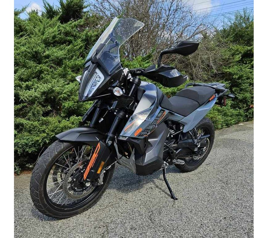 2022 KTM 890 Adventure