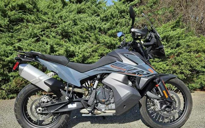 2022 KTM 890 Adventure