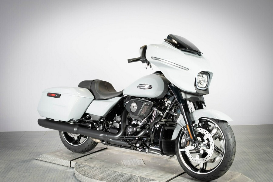 2026 Harley-Davidson Street Glide FLHX