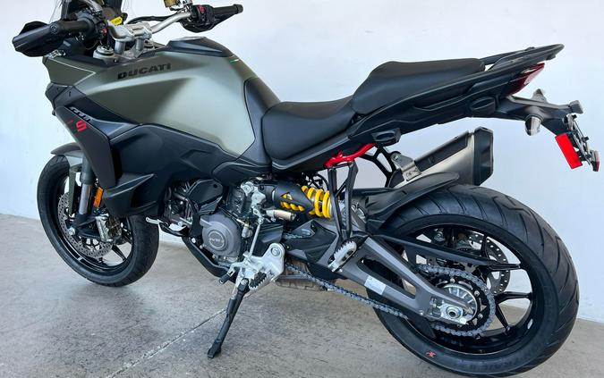 2026 Ducati MULTISTRADA V2 S