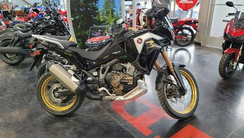 2020 Honda Africa Twin Adventure Sports ES DCT Review (18 Fast Facts)