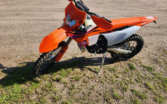 2024 KTM XC 150 W