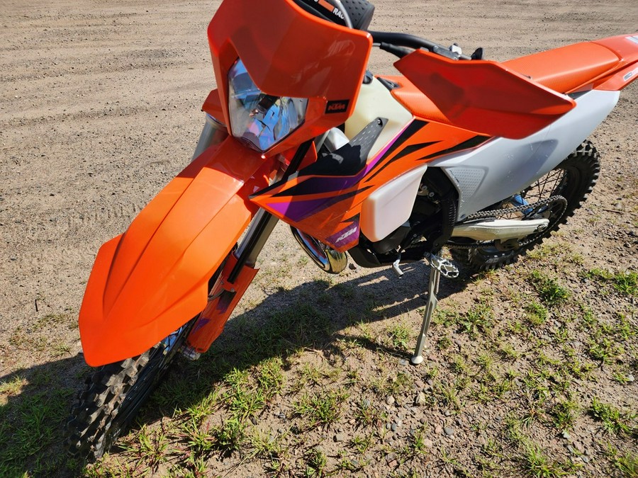 2024 KTM XC 150 W