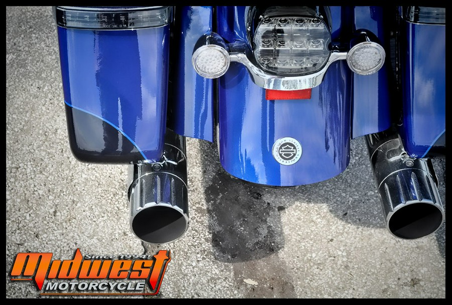 2015 Harley-Davidson® ROAD GLIDE ULTRA CVO