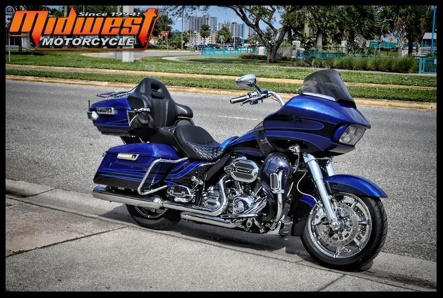 2015 Harley-Davidson® ROAD GLIDE ULTRA CVO