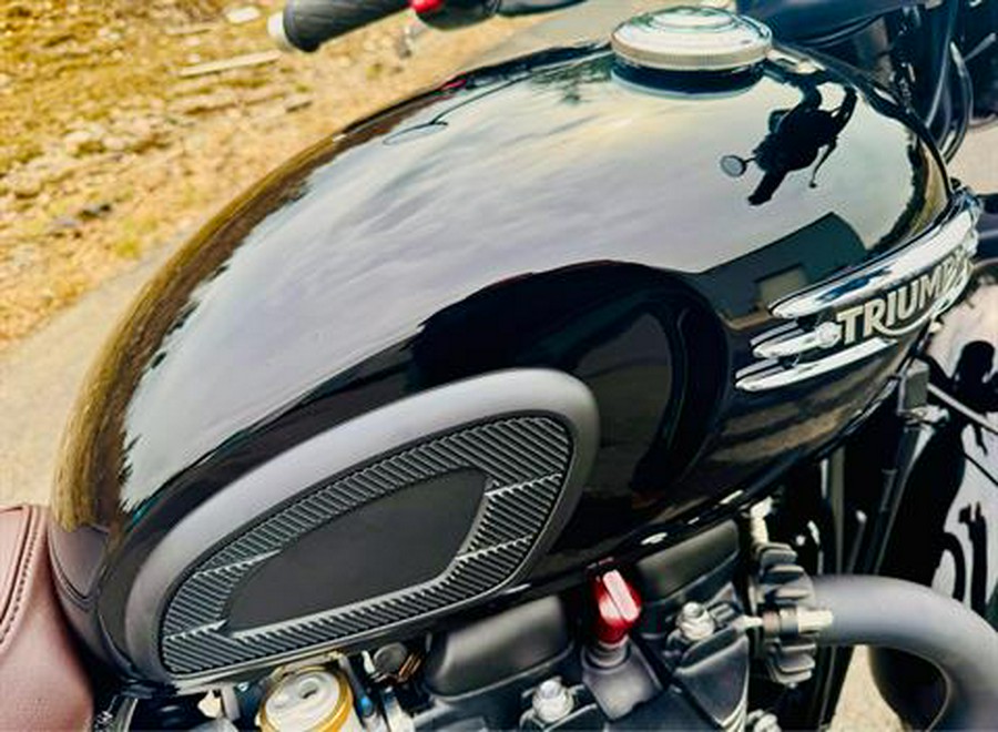 2025 Triumph Bonneville T120 Black